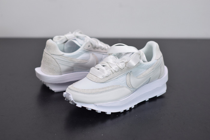 nike ld waffle sacai white nylon bv0073-101