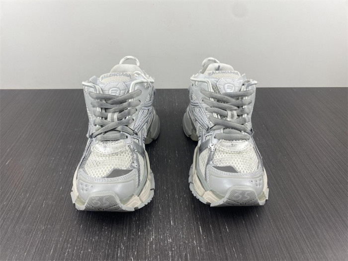 balcia track runner white grey silver