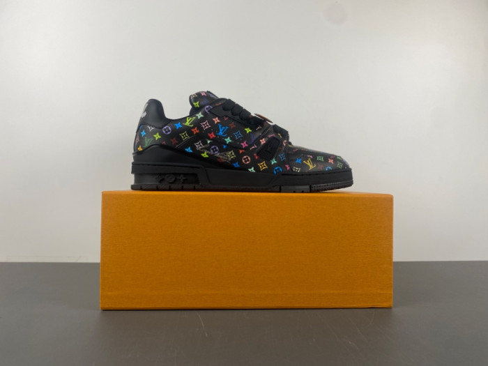 Louis Vuitton LV trainer X2 LV990326_2