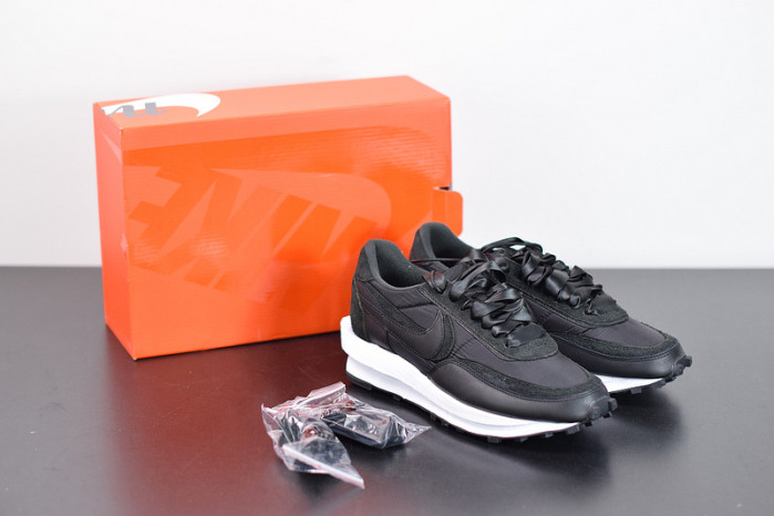 nike ld waffle sacai black nylon bv0073-002