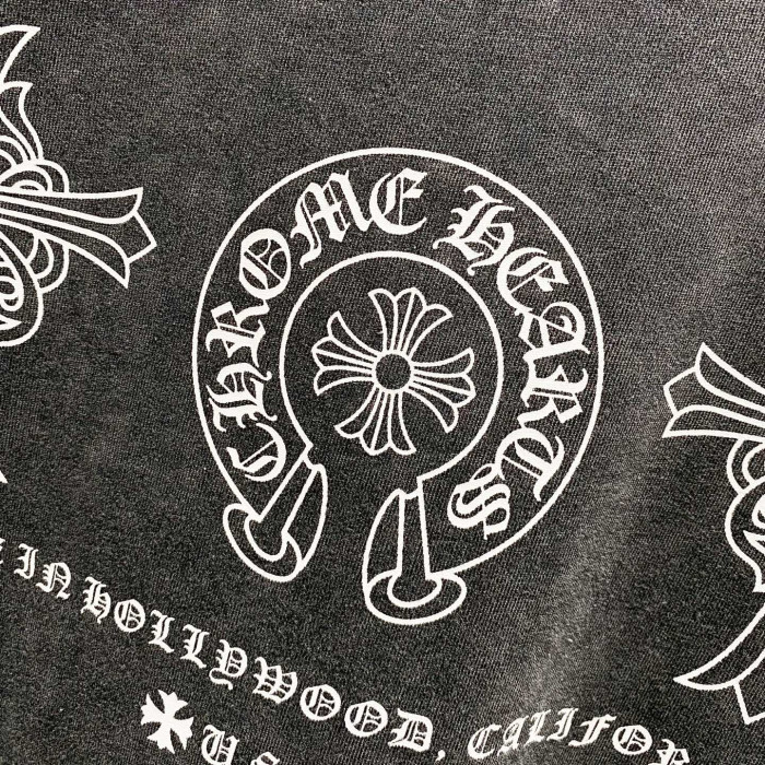 Ch*0me He**ts short sleeve shirt the make old cross-shaped letters cp00110