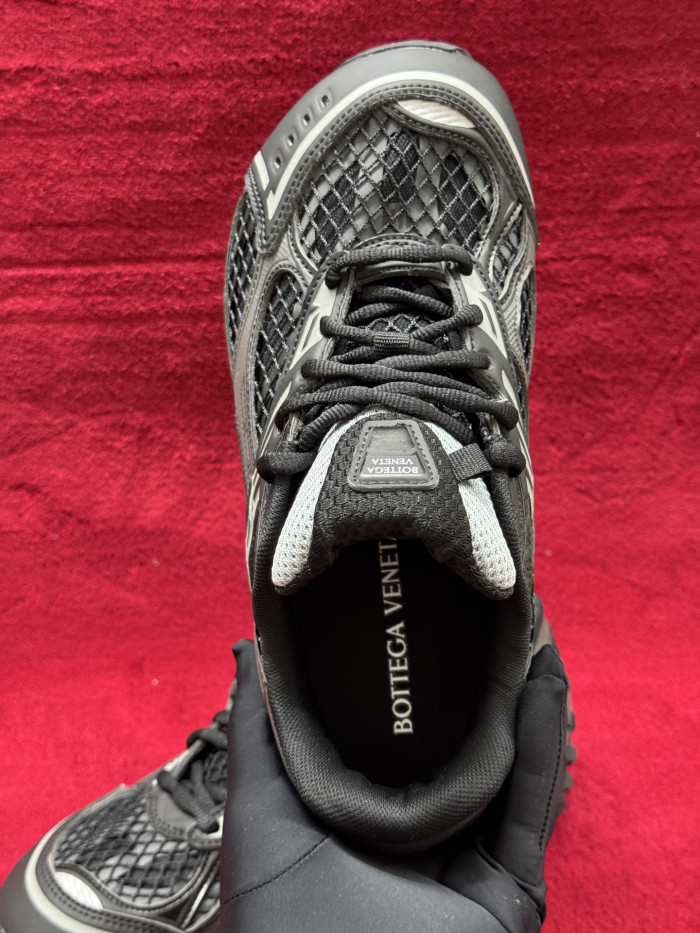 Bottega Veneta Orbit Black bv25488