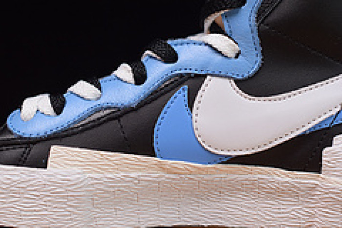 nike blazer mid sacai white black legend blue bv0072-001