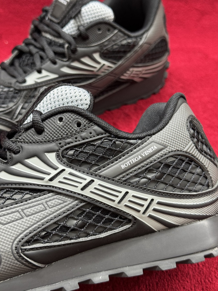 Bottega Veneta Orbit Black bv25488