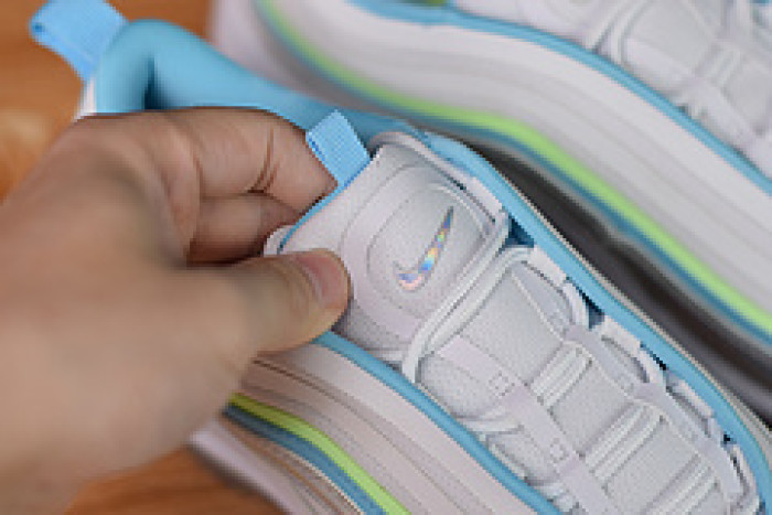 nike air max 97 ultra ’17 ultra"iridescent" bv6670-101