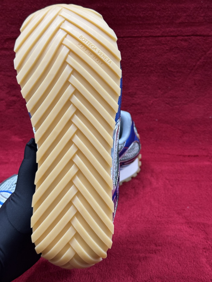 Bottega Veneta Orbit Blue bv254804