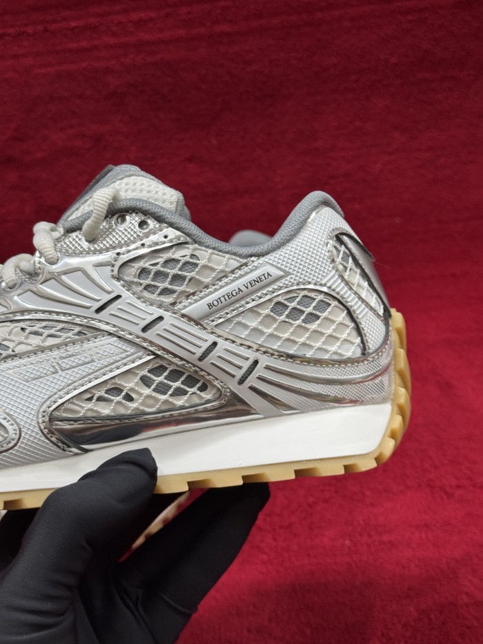 Bottega Veneta Orbit Silver White bv25481