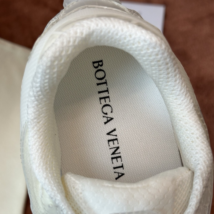 Bottega Veneta Orbit Runner White bv254810