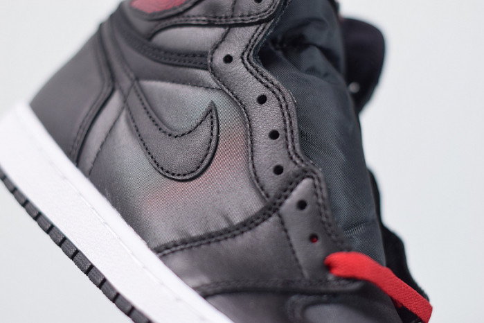 air jordan 1 retro high og black gym red 555088-060