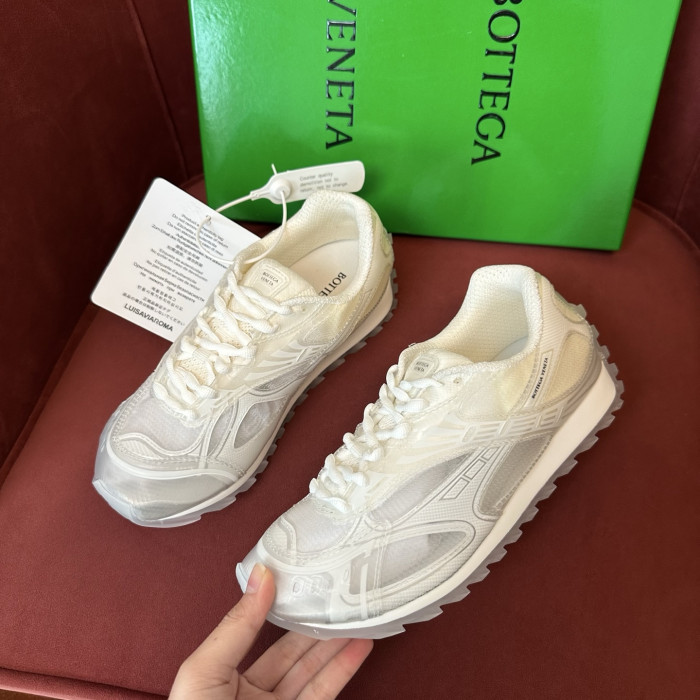 Bottega Veneta Orbit Runner White bv254810
