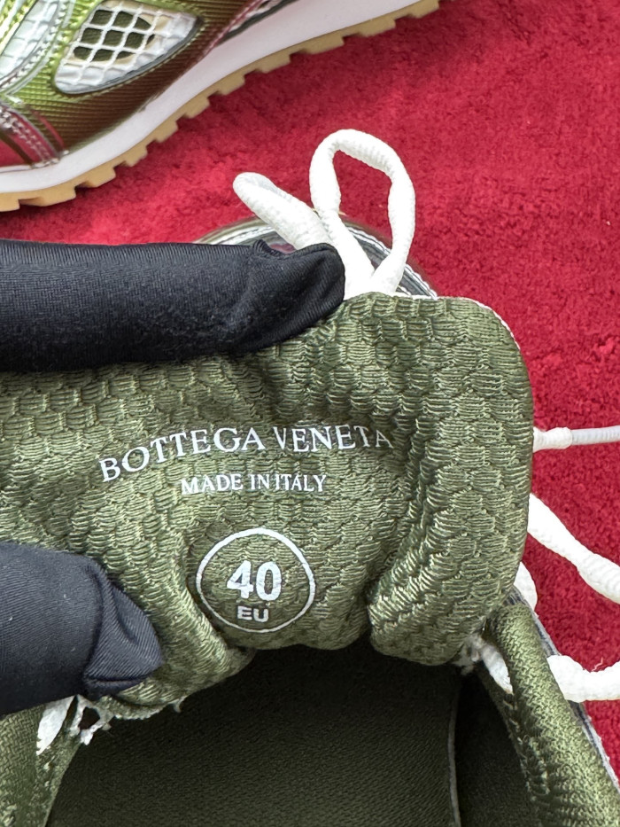 Bottega Veneta Orbit Mud White bv25482