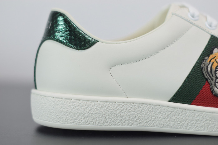 gci low top sneaker g019