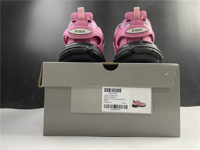 balcia track sneaker