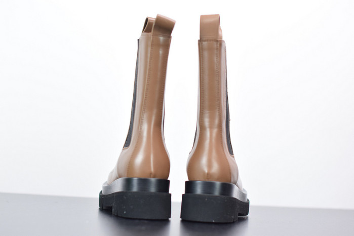 Bo*te*ga ve*ne*ta chelsea tire leather high boot