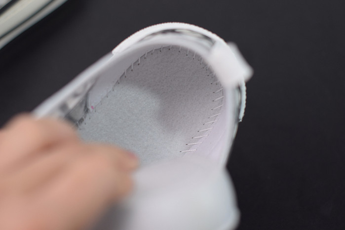 dor b23 low top logo oblique d007