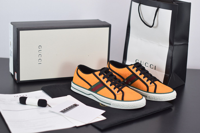 gci low top sneaker g016