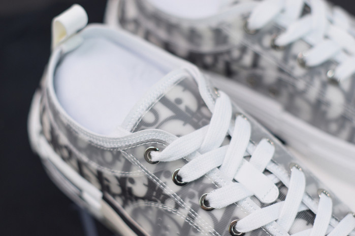 dor b23 low top logo oblique d007