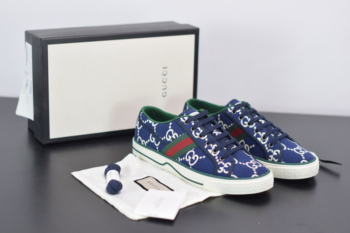 gci low top sneaker g020