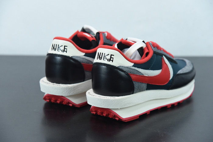 nike ld waffle sacai undercover midnight spruce dj4877-300