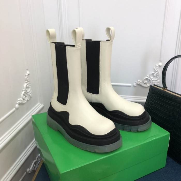 Bo*te*ga ve*ne*ta chelsea tire leather high boot