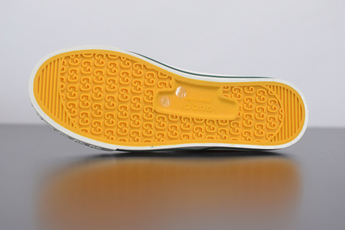 gci low top sneaker g016