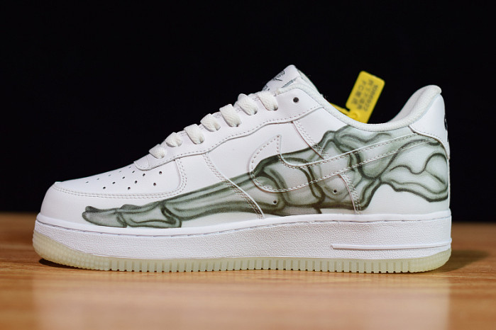 nike air force 1 low skeleton halloween bq7541-100