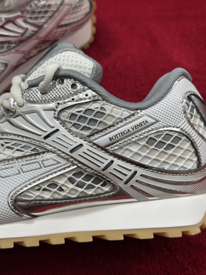 Bottega Veneta Orbit Silver White bv25481