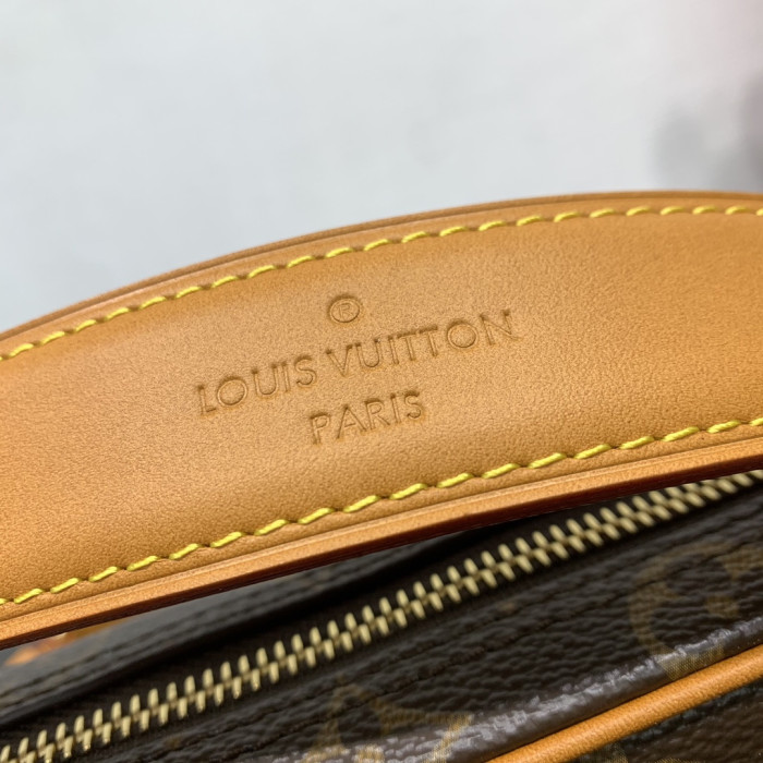 Louis Vuitton LV Monogram Brown bag M14016