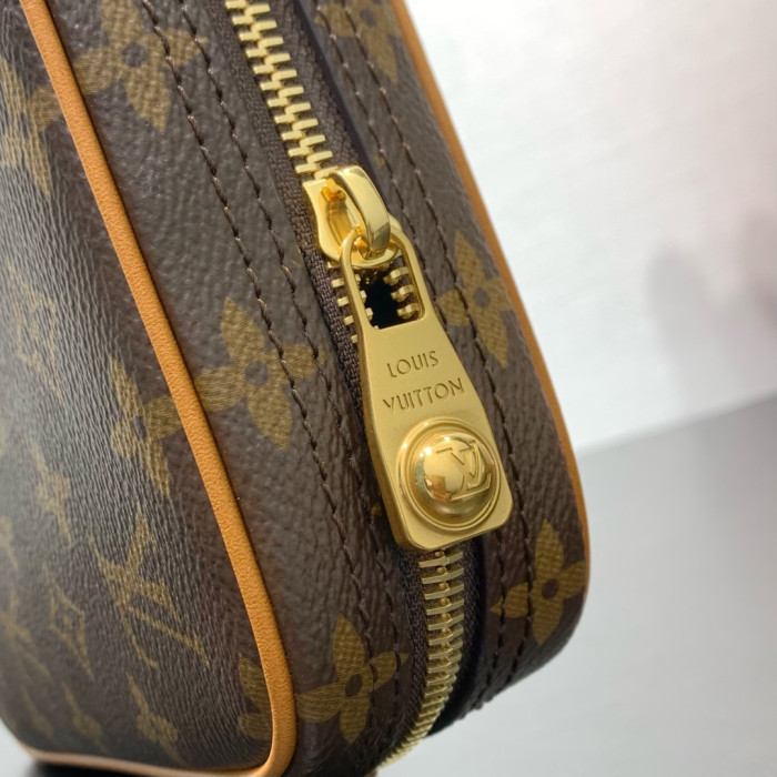 Louis Vuitton LV Monogram Brown Danube Cross-body bag M14013