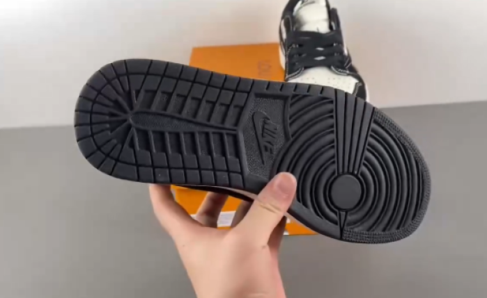 Louis Vuitton x Nike Air Force 1 Low MS99