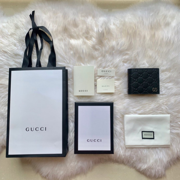 g*u*i wallet 11*9*2cm